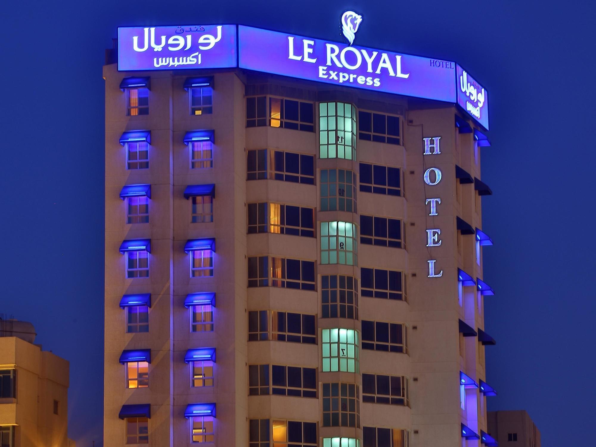 Le Royal Express Salmiya Hotel Kuwait City Exterior foto